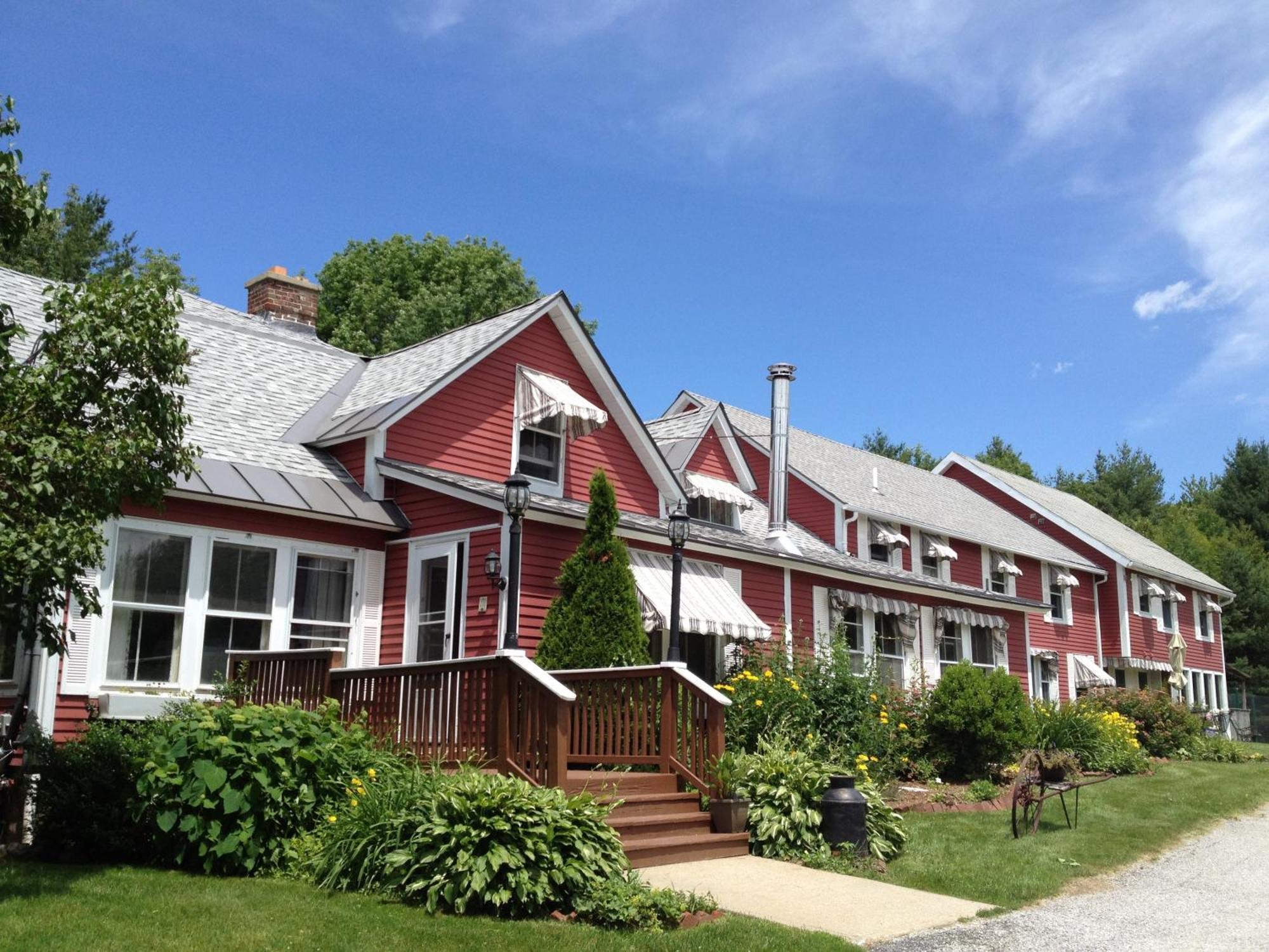 The Vermont Inn Mendon Bagian luar foto