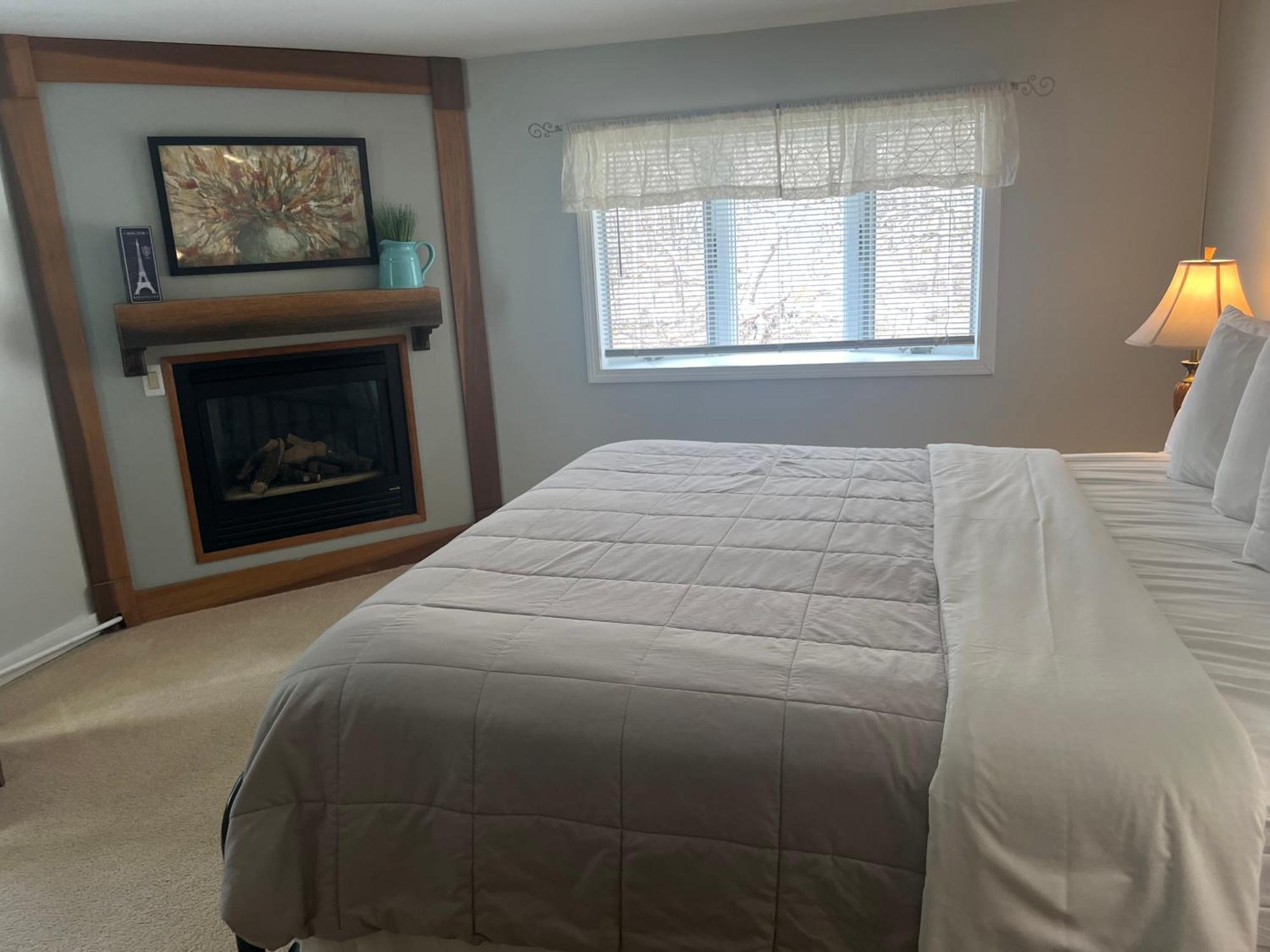 The Vermont Inn Mendon Bagian luar foto